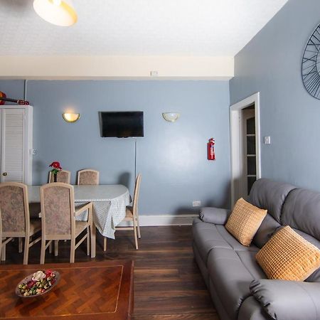 Super Central 4Bedroom Apartment At The Meadows Эдинбург Экстерьер фото