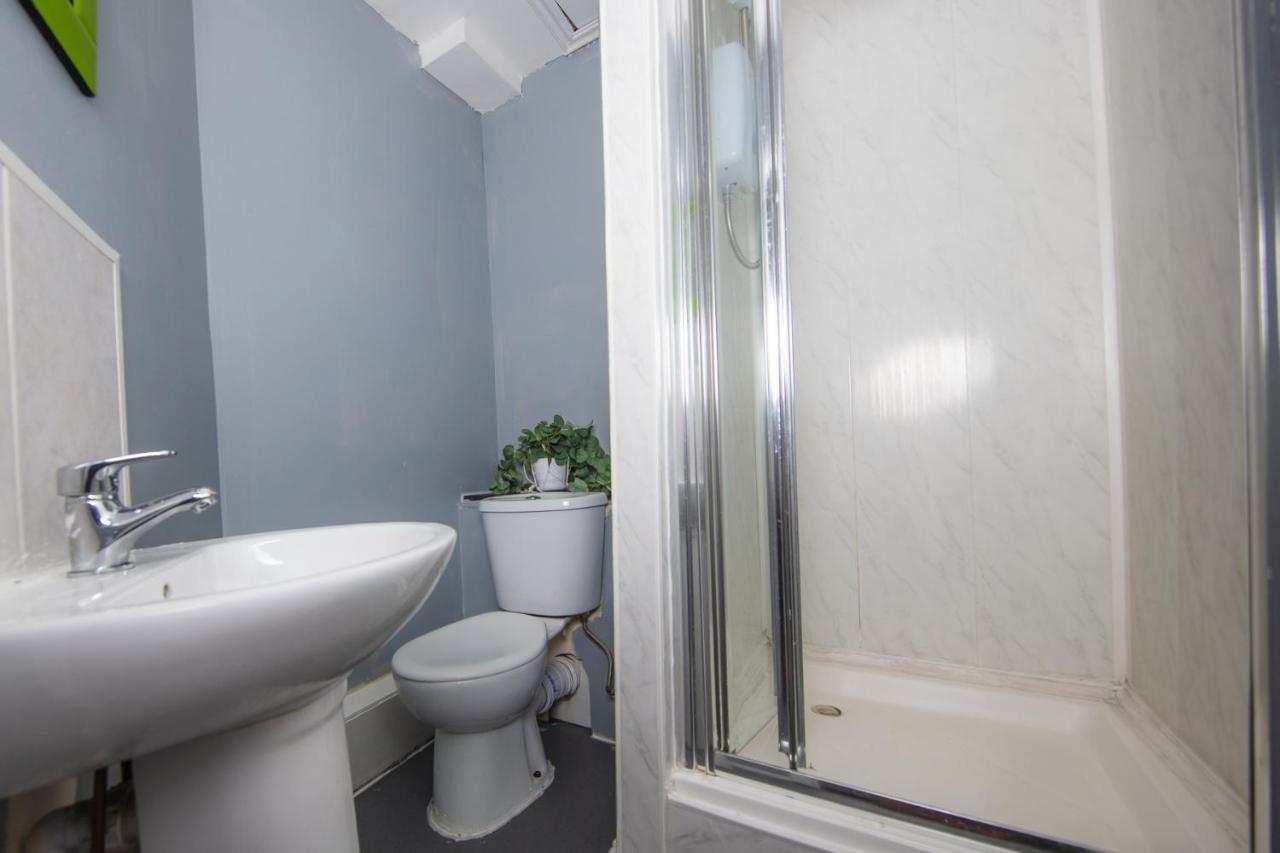 Super Central 4Bedroom Apartment At The Meadows Эдинбург Экстерьер фото